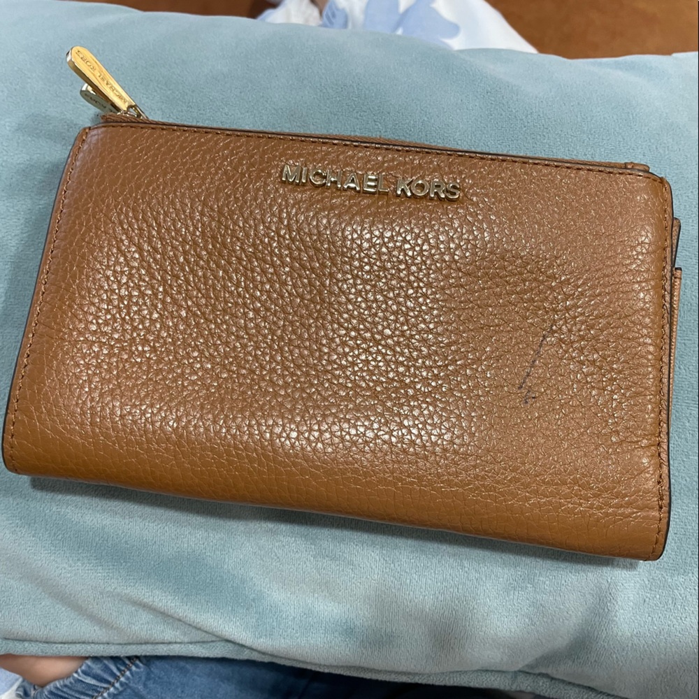 Michael Kors wallet